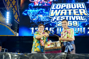 อธิการบดี มรภ.เทพสตรี นำผู้บริหาร และบุคลากร ร่วมพิธีเจริญพระพุทธมนต์ และร่วมเปิดงาน Lopburi Water Festival 2569 สืบสานประเพณีสงกรานต์