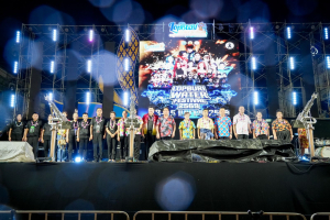 อธิการบดี มรภ.เทพสตรี นำผู้บริหาร และบุคลากร ร่วมพิธีเจริญพระพุทธมนต์ และร่วมเปิดงาน Lopburi Water Festival 2569 สืบสานประเพณีสงกรานต์