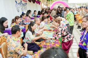 อธิการบดี มรภ.เทพสตรี ร่วมงานสืบสานประเพณีรดน้ำดำหัวขอพร เนื่องในโอกาสประเพณีวันสงกรานต์ ประจำปี พ.ศ. 2569