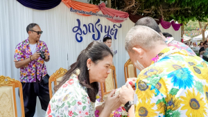 อธิการบดี มรภ.เทพสตรี ร่วมงานสืบสานประเพณีรดน้ำดำหัวขอพร เนื่องในโอกาสประเพณีวันสงกรานต์ ประจำปี พ.ศ. 2569