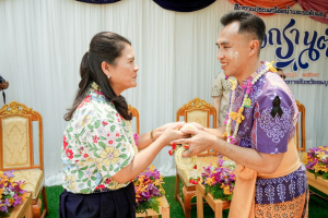 อธิการบดี มรภ.เทพสตรี ร่วมงานสืบสานประเพณีรดน้ำดำหัวขอพร เนื่องในโอกาสประเพณีวันสงกรานต์ ประจำปี พ.ศ. 2569