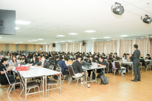 สสวท. ร่วมกับ คณะวิทยาศาสตร์ฯ มรภ.เทพสตรี จัดอบรมเชิงปฏิบัติการพัฒนาศักยภาพครูสู่การเป็น 