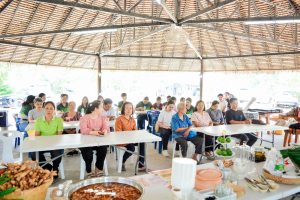 คณะวิทยาการจัดการ มรภ.เทพสตรี ลงพื้นที่ถ่ายทอดเทคโนโลยีการแปรรูปสมุนไพร เสริมสร้างรายได้แก่กลุ่มวิสาหกิจชุมชนภูมิธาราพรรณ จ.สระบุรี