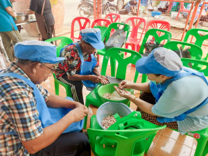 ศูนย์ส่งเสริมการจัดการศึกษาตามพระบรมราโชบาย มรภ.เทพสตรี สานต่อศาสตร์พระราชา ลงพื้นที่ถ่ายทอดทักษะการทำปลาส้ม เสริมสร้างอาชีพแก่ชุมชน ต.โพสังโฆ จ.สิงห์บุรี