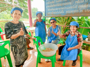 ศูนย์ส่งเสริมการจัดการศึกษาตามพระบรมราโชบาย มรภ.เทพสตรี สานต่อศาสตร์พระราชา ลงพื้นที่ถ่ายทอดทักษะการทำปลาส้ม เสริมสร้างอาชีพแก่ชุมชน ต.โพสังโฆ จ.สิงห์บุรี