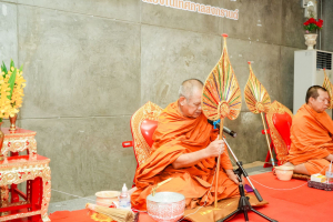 สำนักศิลปะและวัฒนธรรม มรภ.เทพสตรี จัดพิธีทำบุญถวายภัตตาหารเพลแด่พระภิกษุสงฆ์ เนื่องในเทศกาลสงกรานต์