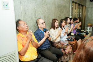 สำนักศิลปะและวัฒนธรรม มรภ.เทพสตรี จัดพิธีทำบุญถวายภัตตาหารเพลแด่พระภิกษุสงฆ์ เนื่องในเทศกาลสงกรานต์