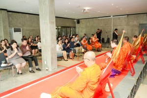 สำนักศิลปะและวัฒนธรรม มรภ.เทพสตรี จัดพิธีทำบุญถวายภัตตาหารเพลแด่พระภิกษุสงฆ์ เนื่องในเทศกาลสงกรานต์