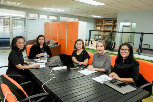 คณะวิทยาการจัดการ มรภ.เทพสตรี จัดโครงการทบทวนผลสัมฤทธิ์ของนักศึกษาตามมาตรฐานผลการเรียนรู้ มุ่งพัฒนาหลักสูตรและยกระดับคุณภาพการจัดการศึกษา