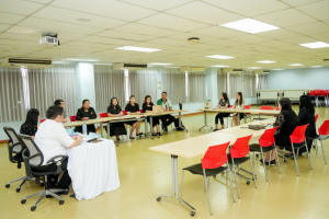 คณะวิทยาการจัดการ มรภ.เทพสตรี จัดโครงการทบทวนผลสัมฤทธิ์ของนักศึกษาตามมาตรฐานผลการเรียนรู้ มุ่งพัฒนาหลักสูตรและยกระดับคุณภาพการจัดการศึกษา