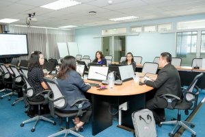 คณะวิทยาการจัดการ มรภ.เทพสตรี จัดโครงการทบทวนผลสัมฤทธิ์ของนักศึกษาตามมาตรฐานผลการเรียนรู้ มุ่งพัฒนาหลักสูตรและยกระดับคุณภาพการจัดการศึกษา