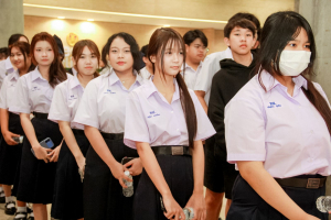 รร.สาธิต มรภ.เทพสตรี นำนักเรียน ม.4 ศึกษาดูงาน ณ สัปปายะสภาสถาน เสริมสร้างความรู้ด้านกระบวนการนิติบัญญัติ