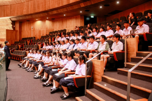รร.สาธิต มรภ.เทพสตรี นำนักเรียน ม.4 ศึกษาดูงาน ณ สัปปายะสภาสถาน เสริมสร้างความรู้ด้านกระบวนการนิติบัญญัติ