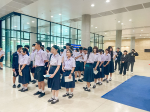 รร.สาธิต มรภ.เทพสตรี นำนักเรียน ม.4 ศึกษาดูงาน ณ สัปปายะสภาสถาน เสริมสร้างความรู้ด้านกระบวนการนิติบัญญัติ