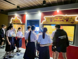 รร.สาธิต มรภ.เทพสตรี นำนักเรียน ม.4 ศึกษาดูงาน ณ สัปปายะสภาสถาน เสริมสร้างความรู้ด้านกระบวนการนิติบัญญัติ
