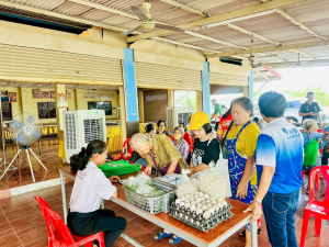ศูนย์ส่งเสริมการจัดการศึกษาตามพระบรมราโชบาย มรภ.เทพสตรี ลงพื้นที่ถ่ายทอดศาสตร์พระราชา 