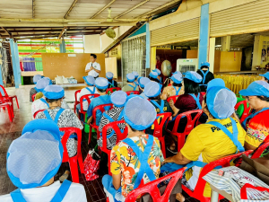 ศูนย์ส่งเสริมการจัดการศึกษาตามพระบรมราโชบาย มรภ.เทพสตรี ลงพื้นที่ถ่ายทอดศาสตร์พระราชา 