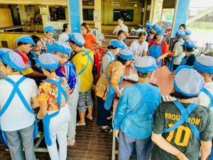 ศูนย์ส่งเสริมการจัดการศึกษาตามพระบรมราโชบาย มรภ.เทพสตรี ลงพื้นที่ถ่ายทอดศาสตร์พระราชา 