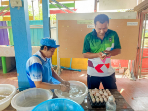 ศูนย์ส่งเสริมการจัดการศึกษาตามพระบรมราโชบาย มรภ.เทพสตรี ลงพื้นที่ถ่ายทอดศาสตร์พระราชา 