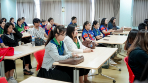 คณะวิทยาการจัดการ มรภ.เทพสตรี จัดพิธีปัจฉิมนิเทศนักศึกษาฝึกประสบการณ์วิชาชีพ ภาคพิเศษ ภาคการศึกษาที่ 2 ปีการศึกษา 2568