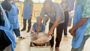คณะวิทยาการจัดการ มรภ.เทพสตรี ลงพื้นที่พัฒนาผลิตภัณฑ์ของกลุ่มมณีรักษ์ฟาร์ม มุ่งเสริมทักษะอาชีพและขับเคลื่อนเศรษฐกิจฐานราก
