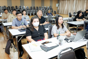 คณะครุศาสตร์ มรภ.เทพสตรี จัดอบรมพัฒนาอาจารย์คณะครุศาสตร์และคณะร่วมผลิตในหลักสูตรครุศาสตรบัณฑิต มุ่งยกระดับตามเกณฑ์คุรุสภา และ PTRU-PSF