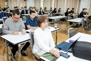 คณะครุศาสตร์ มรภ.เทพสตรี จัดอบรมพัฒนาอาจารย์คณะครุศาสตร์และคณะร่วมผลิตในหลักสูตรครุศาสตรบัณฑิต มุ่งยกระดับตามเกณฑ์คุรุสภา และ PTRU-PSF
