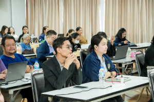 คณะครุศาสตร์ มรภ.เทพสตรี จัดอบรมพัฒนาอาจารย์คณะครุศาสตร์และคณะร่วมผลิตในหลักสูตรครุศาสตรบัณฑิต มุ่งยกระดับตามเกณฑ์คุรุสภา และ PTRU-PSF