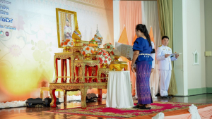 มรภ.เทพสตรี ร่วมพิธีมอบแบบลายผ้าพระราชทาน ปี 2569 สืบสานพระปณิธานภูมิปัญญาผ้าไทย