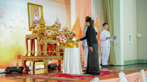 มรภ.เทพสตรี ร่วมพิธีมอบแบบลายผ้าพระราชทาน ปี 2569 สืบสานพระปณิธานภูมิปัญญาผ้าไทย