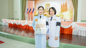 มรภ.เทพสตรี ร่วมพิธีมอบแบบลายผ้าพระราชทาน ปี 2569 สืบสานพระปณิธานภูมิปัญญาผ้าไทย