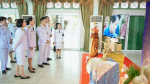 มรภ.เทพสตรี ร่วมพิธีมอบแบบลายผ้าพระราชทาน ปี 2569 สืบสานพระปณิธานภูมิปัญญาผ้าไทย