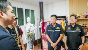 คณะวิทยาศาสตร์ฯ มรภ.เทพสตรี จับมือ ชมรมผู้ปกครองบุคคลออทิสติก จ.ลพบุรี เปิดโครงการแปรรูปเศษผ้าเหลือใช้ มุ่งสร้างอาชีพและรายได้สู่ครอบครัวอย่างยั่งยืน