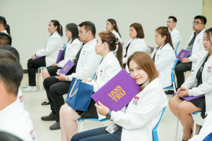 มรภ.เทพสตรี จัดพิธีมอบวุฒิบัตรและปิดการอบรมหลักสูตรการบริหารงานอุดมศึกษาระดับต้น (สำหรับผู้บริหารสายสนับสนุน) รุ่นที่ 1