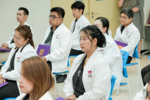 มรภ.เทพสตรี จัดพิธีมอบวุฒิบัตรและปิดการอบรมหลักสูตรการบริหารงานอุดมศึกษาระดับต้น (สำหรับผู้บริหารสายสนับสนุน) รุ่นที่ 1