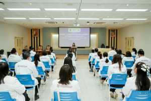 มรภ.เทพสตรี จัดพิธีมอบวุฒิบัตรและปิดการอบรมหลักสูตรการบริหารงานอุดมศึกษาระดับต้น (สำหรับผู้บริหารสายสนับสนุน) รุ่นที่ 1