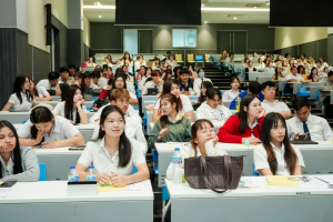 คณะวิทยาการจัดการ มรภ.เทพสตรี จัดปฐมนิเทศนักศึกษาฝึกประสบการณ์วิชาชีพ และนักศึกษาปฏิบัติงานสหกิจศึกษา ภาคการศึกษาที่ 1 ปีการศึกษา 2569