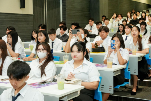 คณะเทคโนโลยีสารสนเทศ มรภ.เทพสตรี จัดพิธีปฐมนิเทศนักศึกษาใหม่ ประจำปีการศึกษา 2569 มุ่งสร้างความเข้าใจและเตรียมความพร้อมสู่รั้วมหาวิทยาลัย