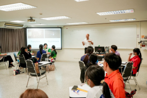 สาขาวิชาภาษาอังกฤษ ศศ.บ. คณะมนุษยศาสตร์ฯ มรภ.เทพสตรี จัดกิจกรรมอบรมปรับพื้นฐานนักศึกษาใหม่ ประจำปีการศึกษา 2569