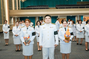 อธิการบดี มรภ.เทพสตรี นำคณะผู้บริหาร คณาจารย์ บุคลากร นักเรียน นักศึกษา ร่วมพิธีถวายพระพรชัยมงคล เนื่องในโอกาสวันเฉลิมพระชนมพรรษา สมเด็จพระนางเจ้าฯ พระบรมราชินี