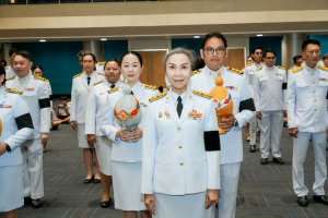 อธิการบดี มรภ.เทพสตรี นำคณะผู้บริหาร คณาจารย์ บุคลากร นักเรียน นักศึกษา ร่วมพิธีถวายพระพรชัยมงคล เนื่องในโอกาสวันเฉลิมพระชนมพรรษา สมเด็จพระนางเจ้าฯ พระบรมราชินี