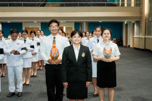 อธิการบดี มรภ.เทพสตรี นำคณะผู้บริหาร คณาจารย์ บุคลากร นักเรียน นักศึกษา ร่วมพิธีถวายพระพรชัยมงคล เนื่องในโอกาสวันเฉลิมพระชนมพรรษา สมเด็จพระนางเจ้าฯ พระบรมราชินี