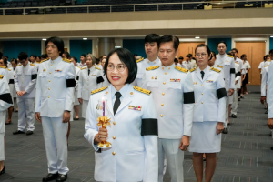 อธิการบดี มรภ.เทพสตรี นำคณะผู้บริหาร คณาจารย์ บุคลากร นักเรียน นักศึกษา ร่วมพิธีถวายพระพรชัยมงคล เนื่องในโอกาสวันเฉลิมพระชนมพรรษา สมเด็จพระนางเจ้าฯ พระบรมราชินี