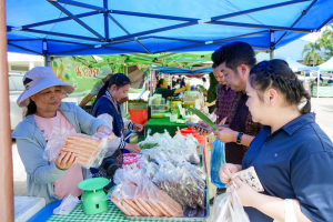 มรภ.เทพสตรี ร่วมพิธีเปิดงานตลาดนัดเกษตรกรสัญจร (Farmer Market) จ.ลพบุรี ครั้งที่ 2