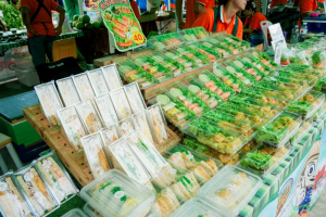 มรภ.เทพสตรี ร่วมพิธีเปิดงานตลาดนัดเกษตรกรสัญจร (Farmer Market) จ.ลพบุรี ครั้งที่ 2