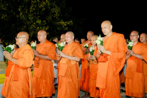 มรภ.เทพสตรี ร่วมพิธีเชิญพุ่มดอกบัวประดิษฐ์ไปถวายสักการะพระศรีมหาโพธิทศมราชบพิตรประจำจังหวัดลพบุรี และร่วมพิธีเดินประทักษิณรอบพระศรีมหาโพธิทศมราชบพิตร เนื่องในวันวิสาขบูชา ประจำปีพุทธศักราช 2569