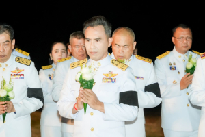 มรภ.เทพสตรี ร่วมพิธีเชิญพุ่มดอกบัวประดิษฐ์ไปถวายสักการะพระศรีมหาโพธิทศมราชบพิตรประจำจังหวัดลพบุรี และร่วมพิธีเดินประทักษิณรอบพระศรีมหาโพธิทศมราชบพิตร เนื่องในวันวิสาขบูชา ประจำปีพุทธศักราช 2569