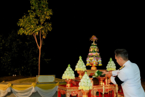 มรภ.เทพสตรี ร่วมพิธีเชิญพุ่มดอกบัวประดิษฐ์ไปถวายสักการะพระศรีมหาโพธิทศมราชบพิตรประจำจังหวัดลพบุรี และร่วมพิธีเดินประทักษิณรอบพระศรีมหาโพธิทศมราชบพิตร เนื่องในวันวิสาขบูชา ประจำปีพุทธศักราช 2569