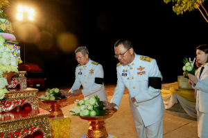 มรภ.เทพสตรี ร่วมพิธีเชิญพุ่มดอกบัวประดิษฐ์ไปถวายสักการะพระศรีมหาโพธิทศมราชบพิตรประจำจังหวัดลพบุรี และร่วมพิธีเดินประทักษิณรอบพระศรีมหาโพธิทศมราชบพิตร เนื่องในวันวิสาขบูชา ประจำปีพุทธศักราช 2569