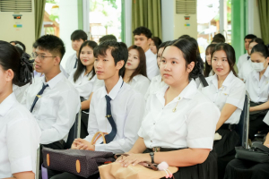 คณะวิทยาศาสตร์ฯ มรภ.เทพสตรี จัดปฐมนิเทศและผูกข้อมือรับขวัญนักศึกษาชั้นปีที่ 1 ประจำปีการศึกษา 2569